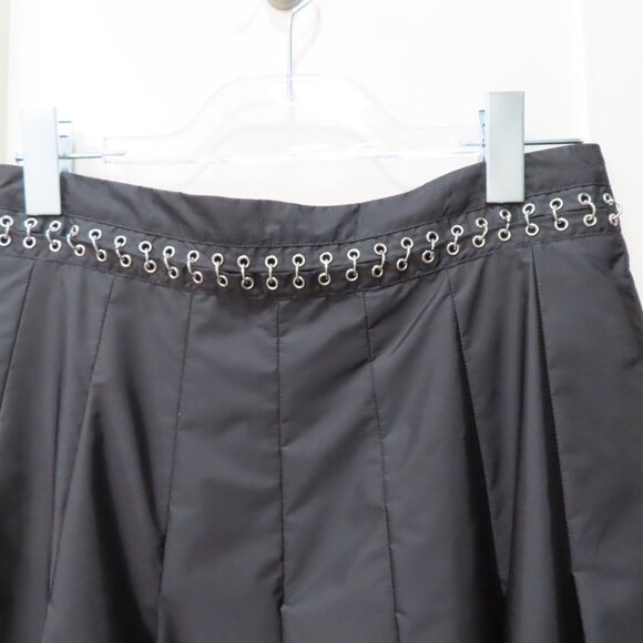 Moncler Genius Womens Black Pleated Nylon Midi Skirt 6 Noir Kei Size 42 (Small) - Picture 3 of 5